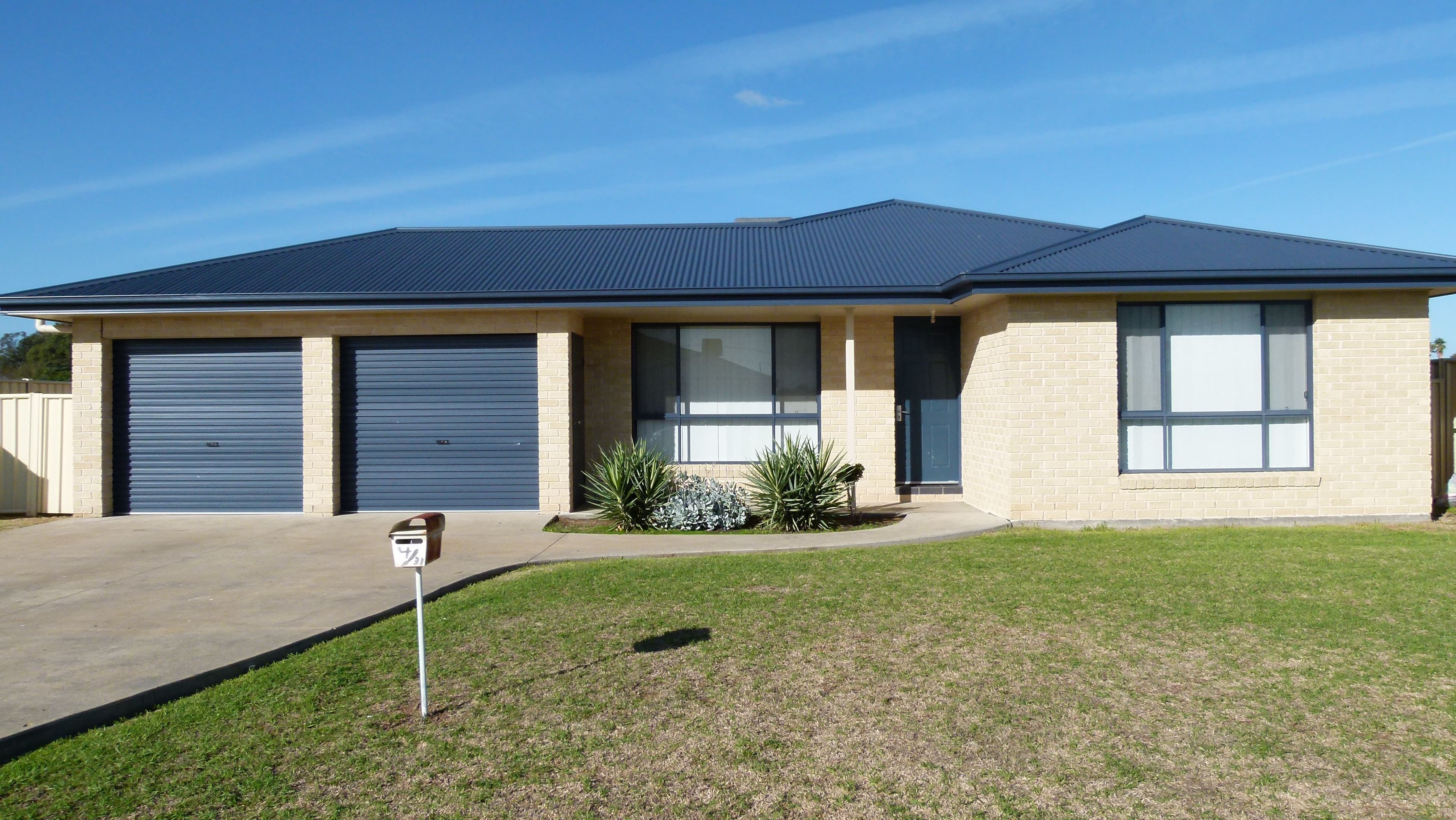 4 Dunstan Close, Forbes - Image 1