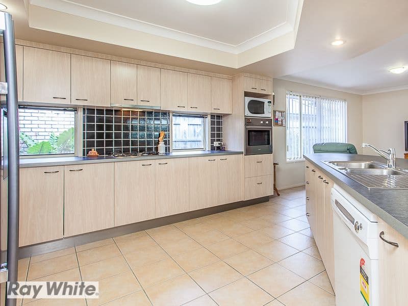 12 Davenport Parade, NORTH LAKES QLD 4509, North Lakes - Thumbnail 4