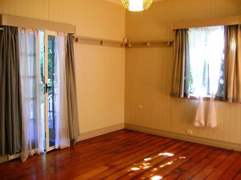 52 Adsett Street, TARINGA QLD 4068, Taringa - Thumbnail 3