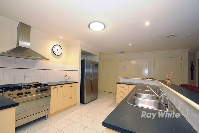 2 Purbeck Place, Narre Warren South VIC 3805, Narre Warren South - Thumbnail 7