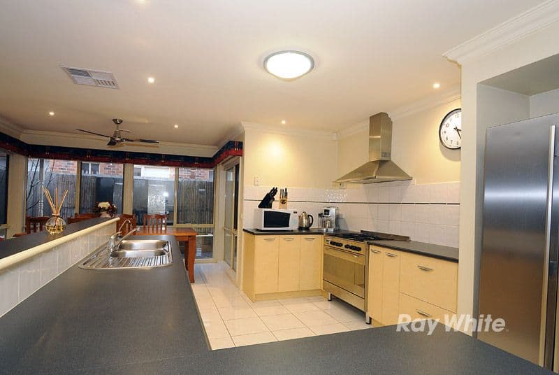 2 Purbeck Place, Narre Warren South VIC 3805, Narre Warren South - Thumbnail 8