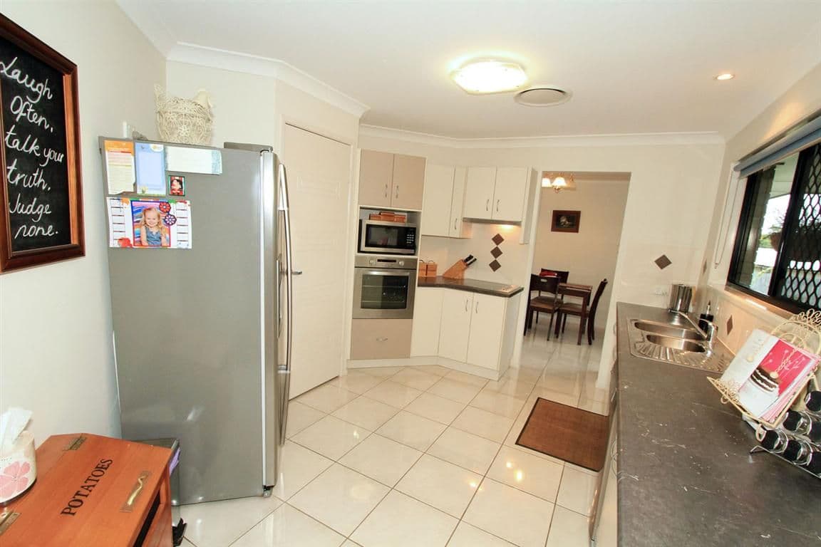 53 Buxton Drive, GRACEMERE QLD 4702, Gracemere - Thumbnail 3