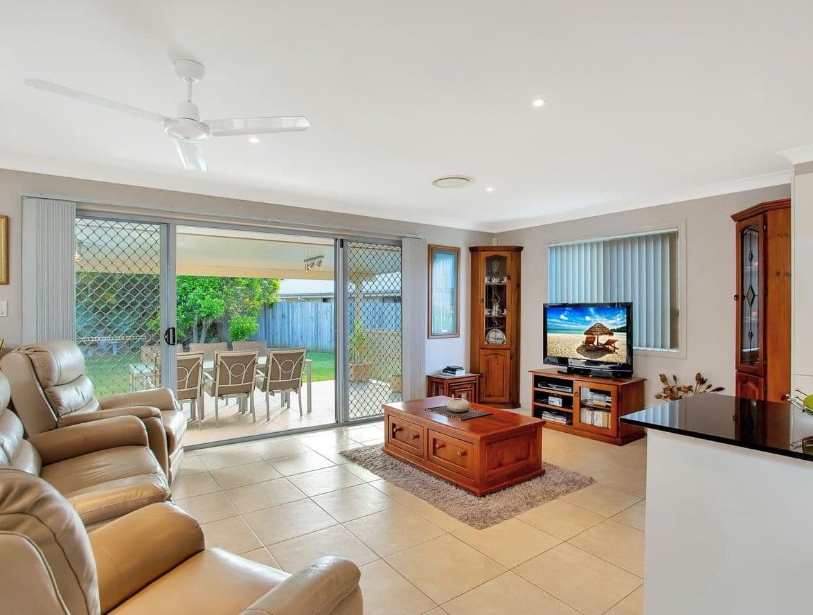 24 Antonson Crescent, Mudgeeraba QLD 4213, Mudgeeraba - Thumbnail 5