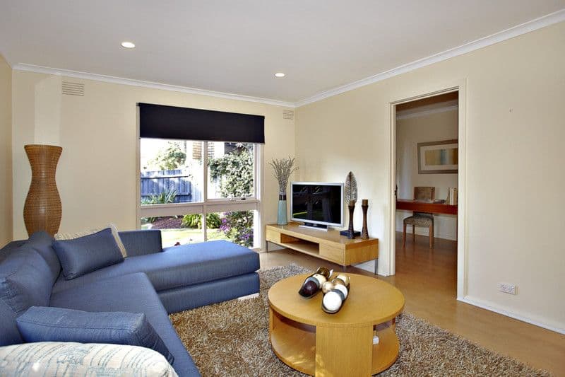 2 Cormorant Place, DINGLEY VILLAGE VIC 3172, Dingley Village - Thumbnail 2