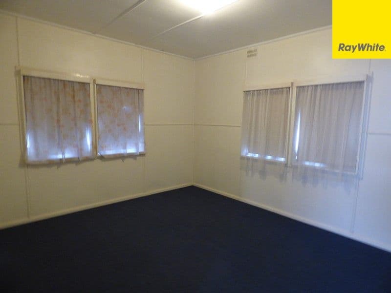 16 Conridge Street, Forbes - Thumbnail 5
