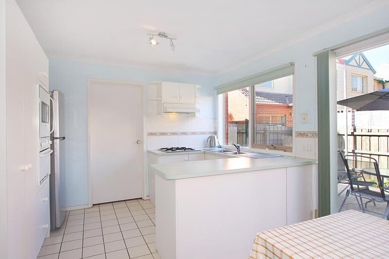 5 Crown Close, OAKLEIGH EAST VIC 3166, Oakleigh East - Thumbnail 4
