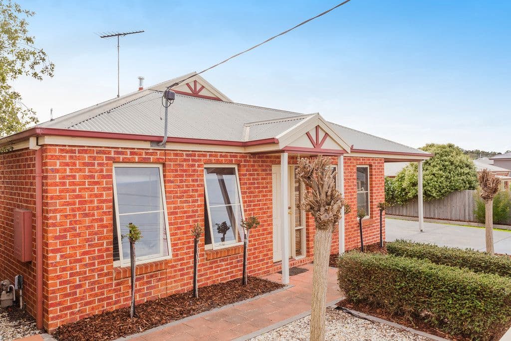 16 Ghazeepore Road, WAURN PONDS VIC 3216, Waurn Ponds - Thumbnail 2