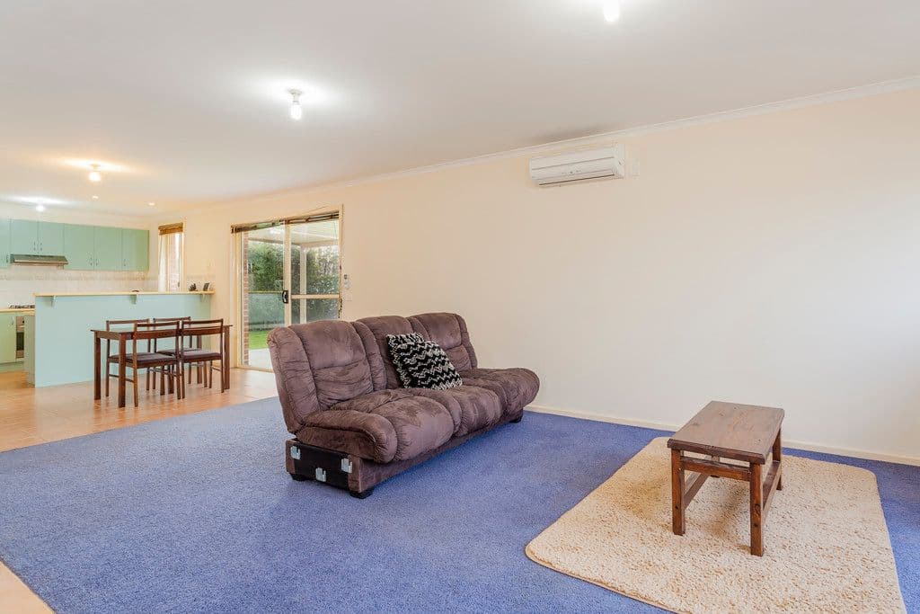 16 Ghazeepore Road, WAURN PONDS VIC 3216, Waurn Ponds - Thumbnail 3
