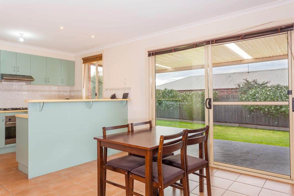 16 Ghazeepore Road, WAURN PONDS VIC 3216, Waurn Ponds - Thumbnail 5