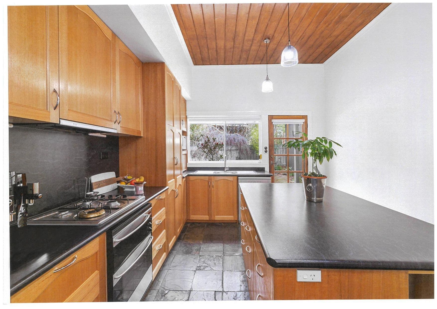 22 Port Fairy Road, Ararat VIC 3377, Ararat - Thumbnail 6