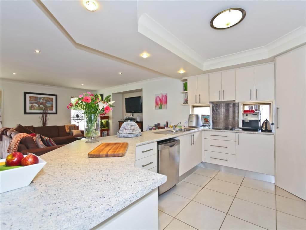 10 Stratus Street, BIRKDALE QLD 4159, Birkdale - Thumbnail 2