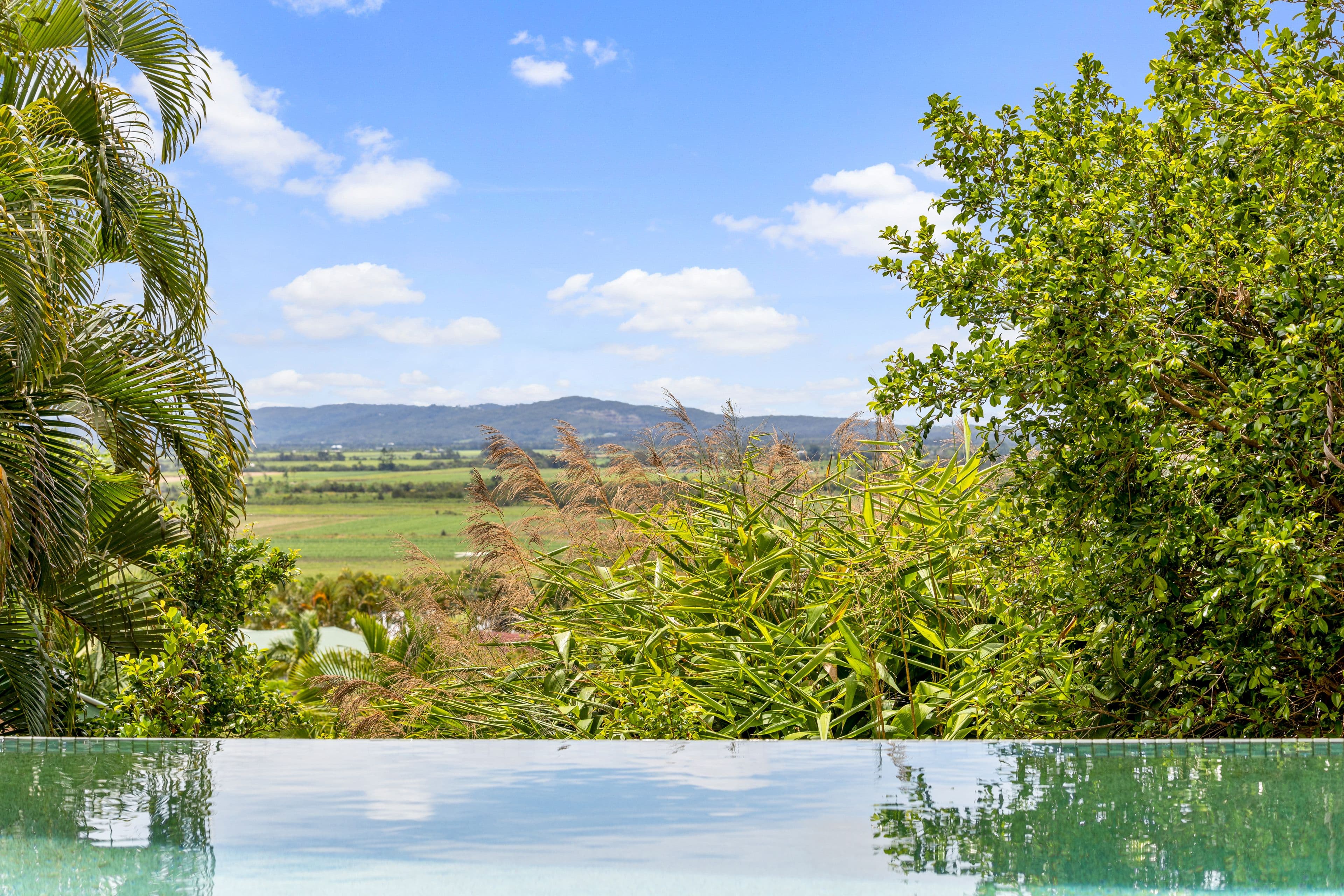 19 SUMMERFIELD Court, Bli Bli QLD 4560, Bli Bli - Thumbnail 2