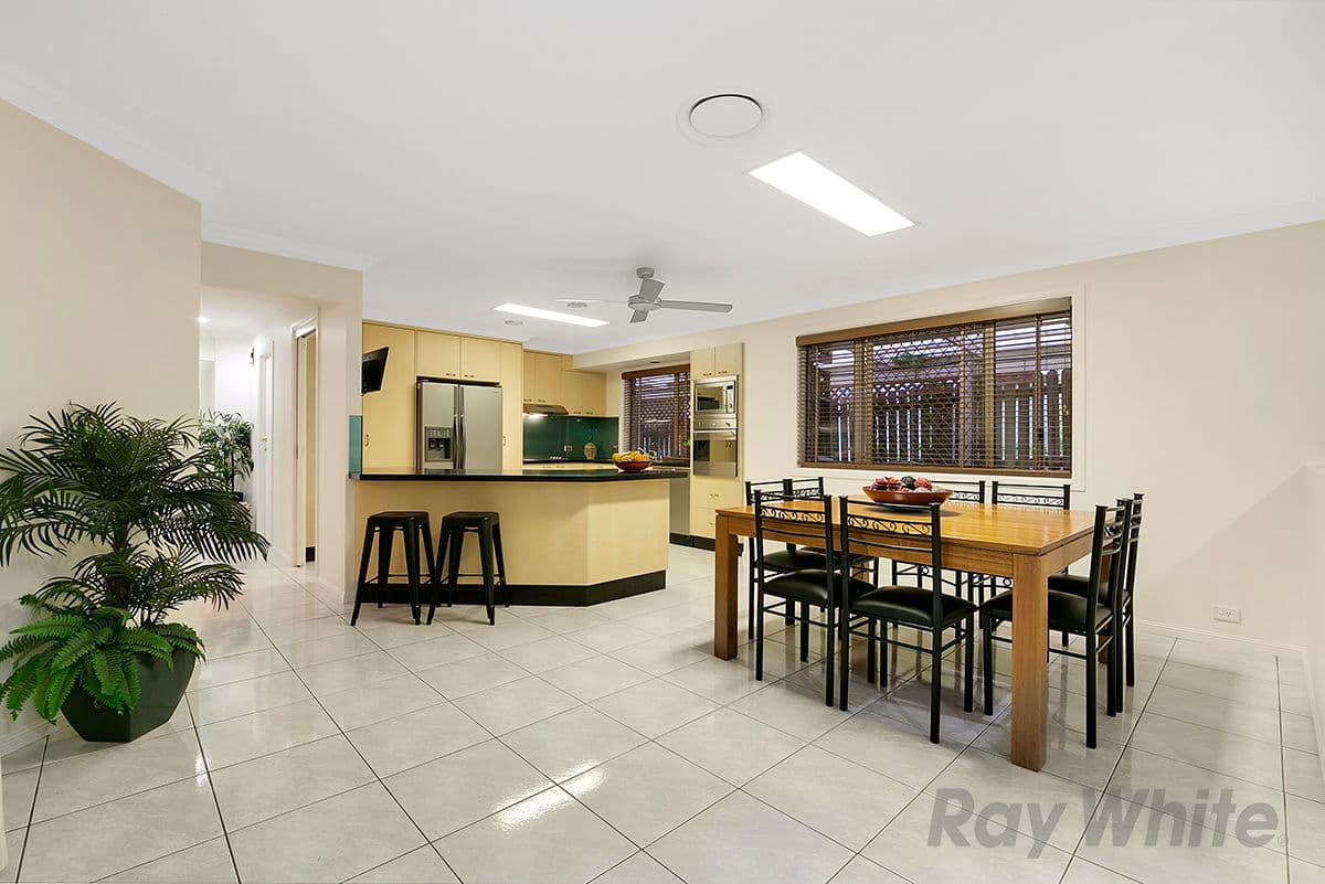 10 Gangar Close, Eight Mile Plains QLD 4113, Eight Mile Plains - Thumbnail 3