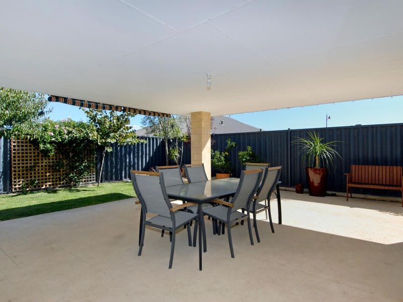 22 Corymbia Green, BALDIVIS WA 6171, Baldivis - Thumbnail 4