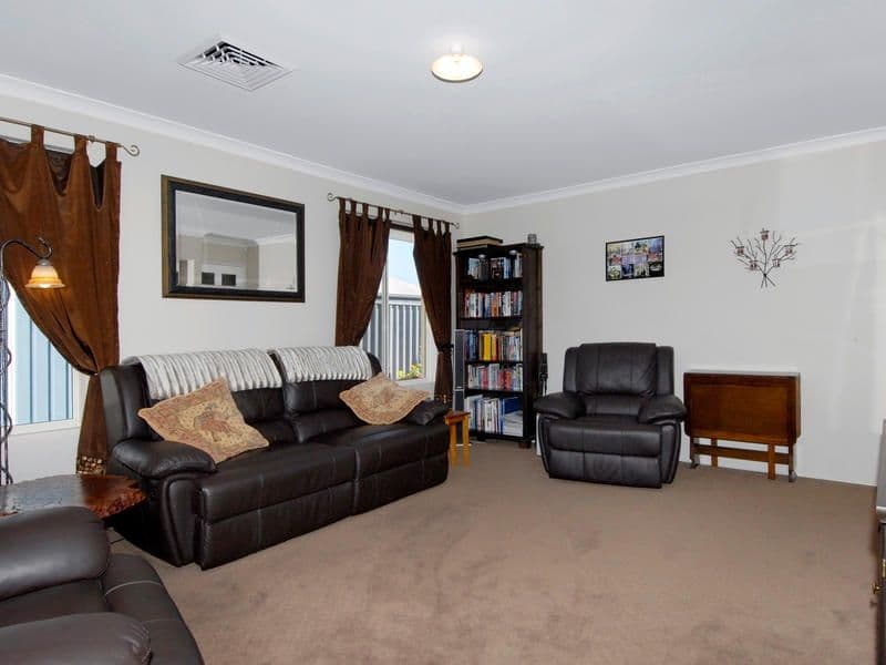 22 Corymbia Green, BALDIVIS WA 6171, Baldivis - Thumbnail 5