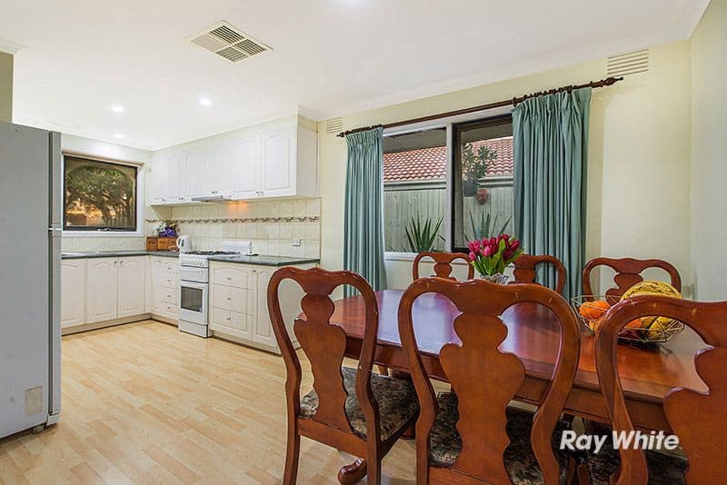 5 Bourke Road, Cranbourne VIC 3977, Cranbourne - Thumbnail 3