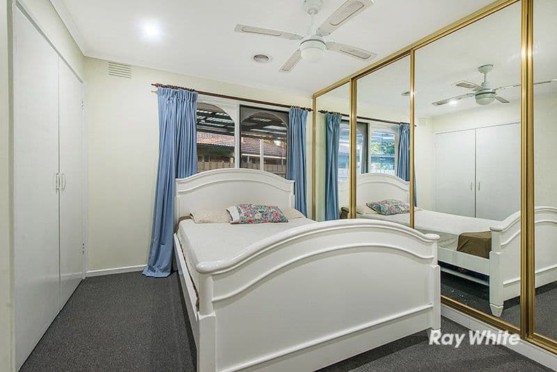 5 Bourke Road, Cranbourne VIC 3977, Cranbourne - Thumbnail 6