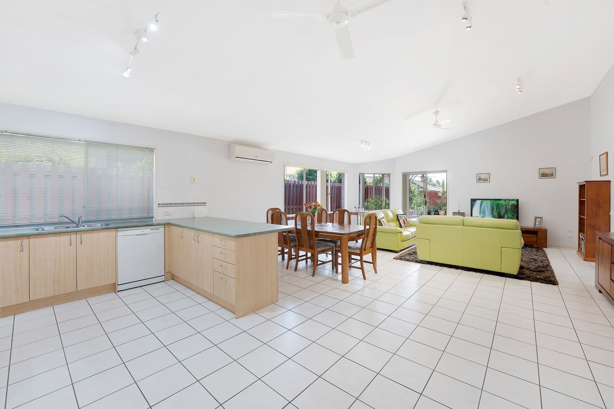 11 Litchfield Court, North Lakes QLD 4509, North Lakes - Thumbnail 2