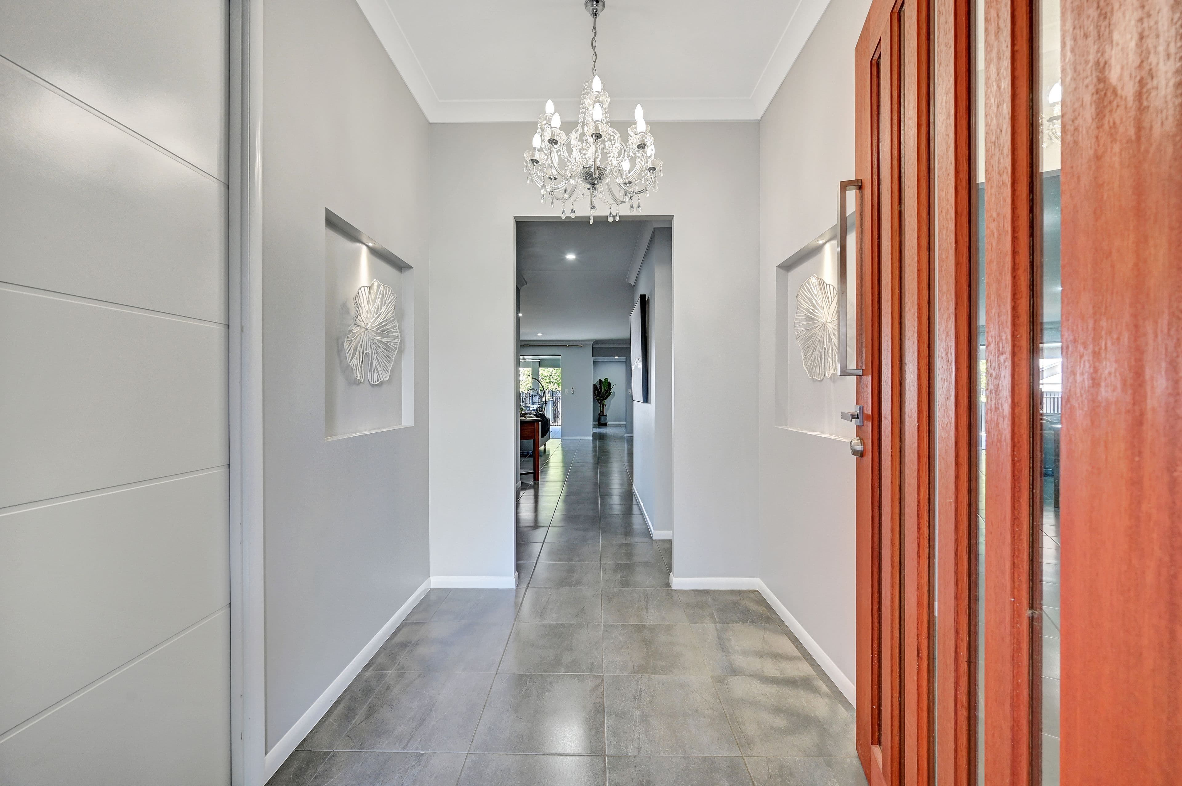 11 Braeridge Drive, Bundamba QLD 4304, Bundamba - Thumbnail 4