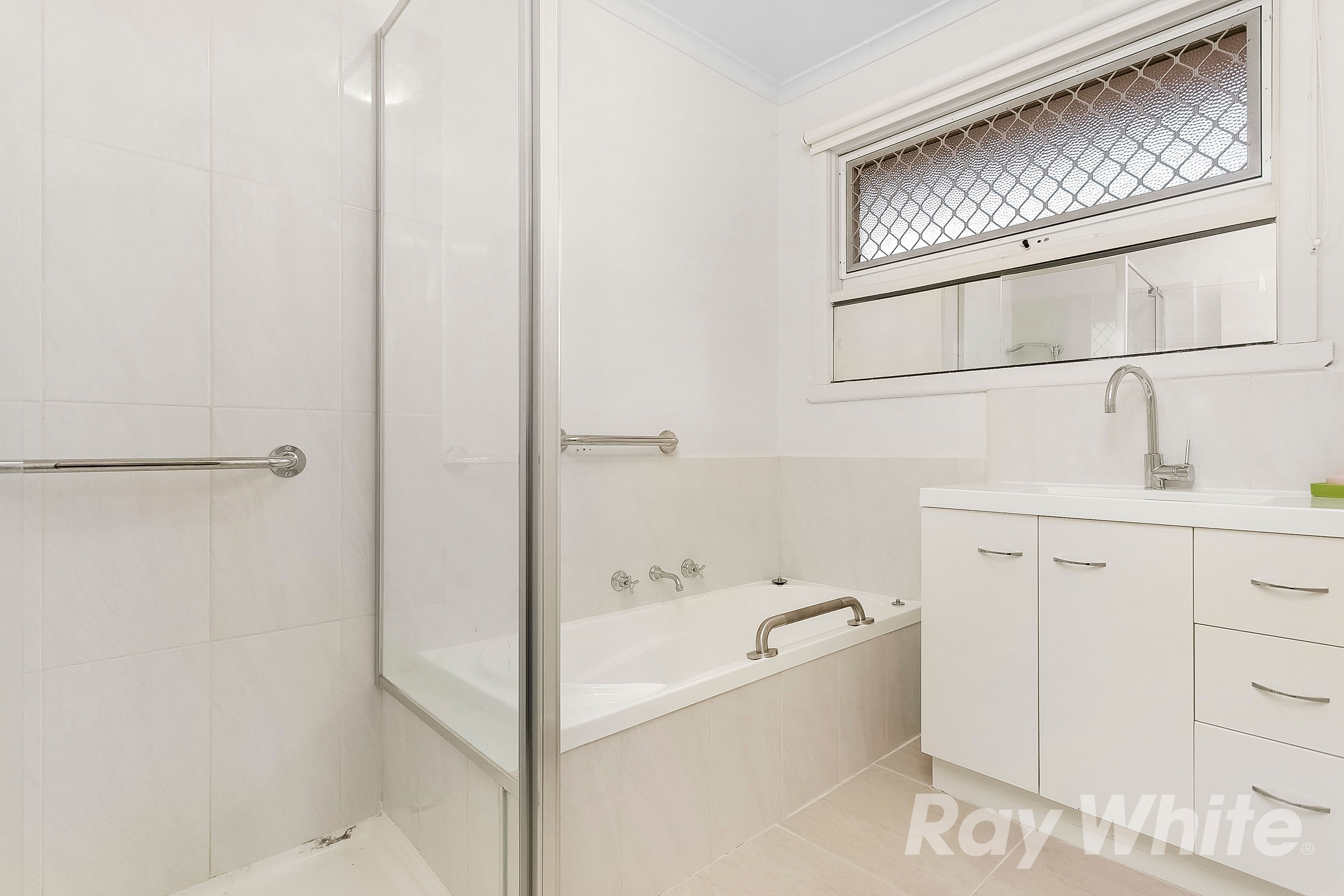 235 Gladstone Road, Dandenong North VIC 3175, Dandenong North - Thumbnail 4