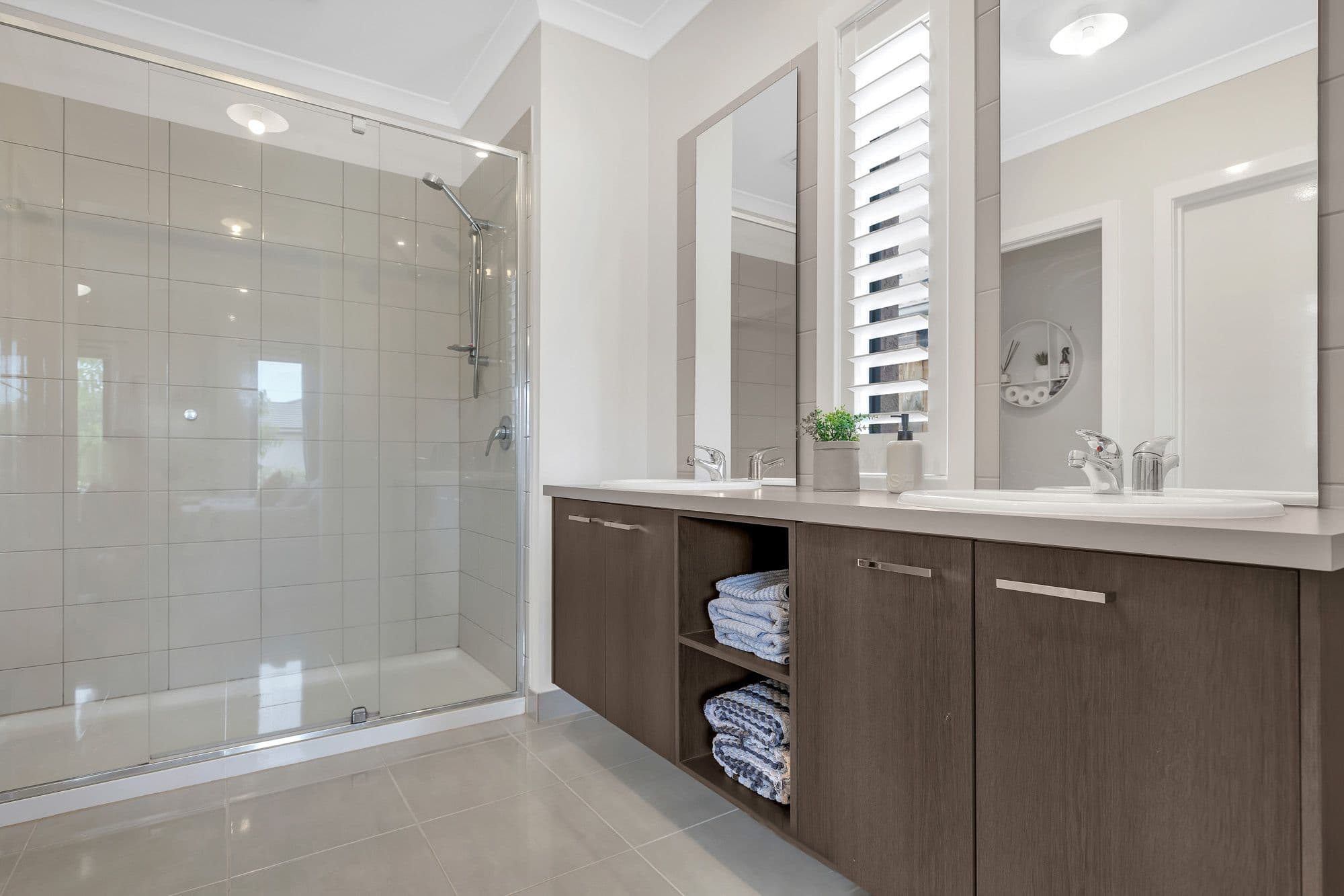 37 Kurrali Crescent, Werribee VIC 3030, Werribee - Thumbnail 3