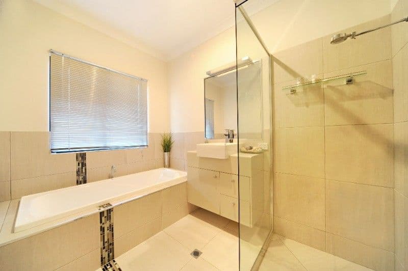 73 Country Road, CANNONVALE QLD 4802, Cannonvale - Thumbnail 7