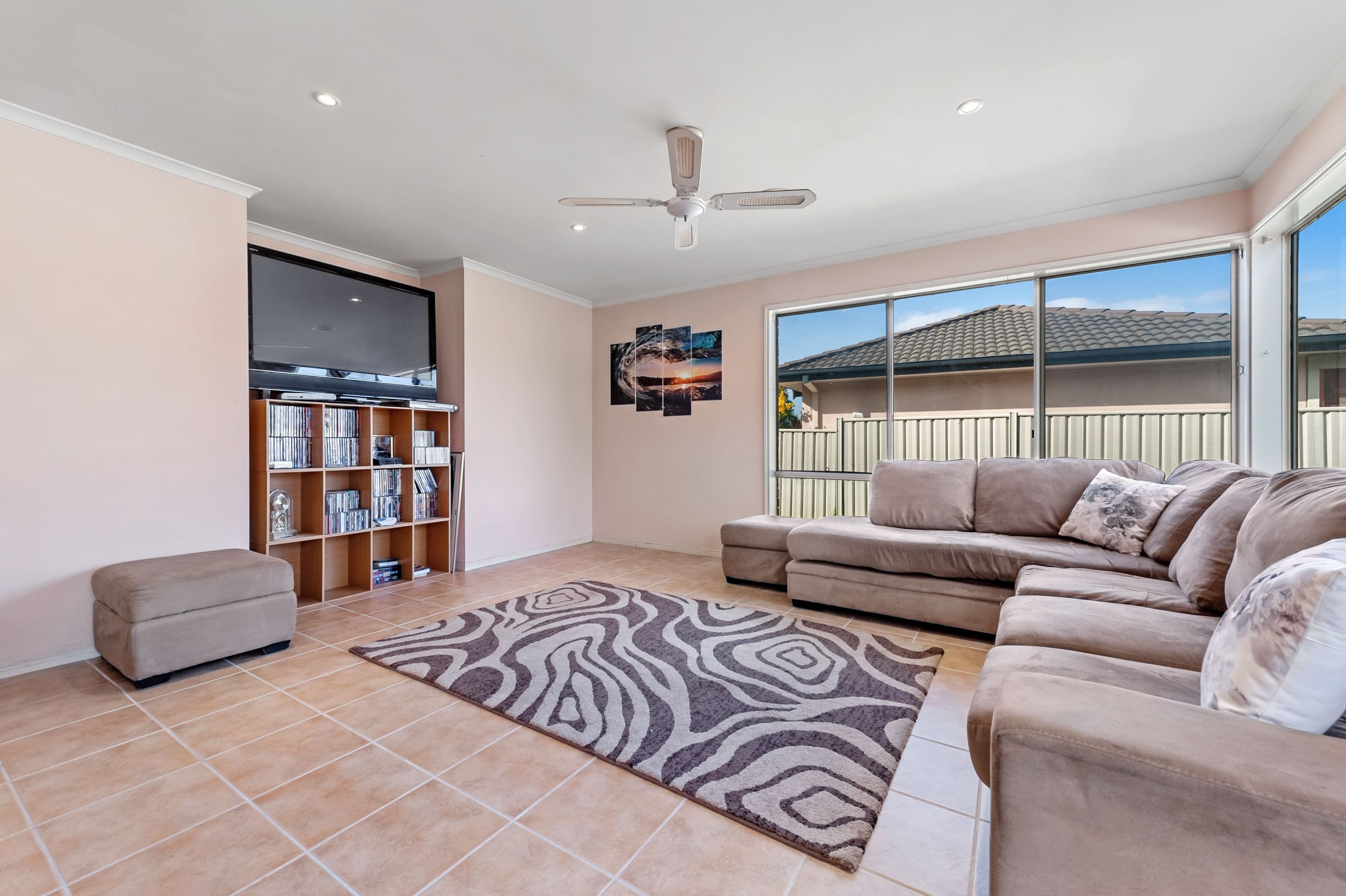 2 Ashby Lane, Caroline Springs VIC 3023, Caroline Springs - Thumbnail 4