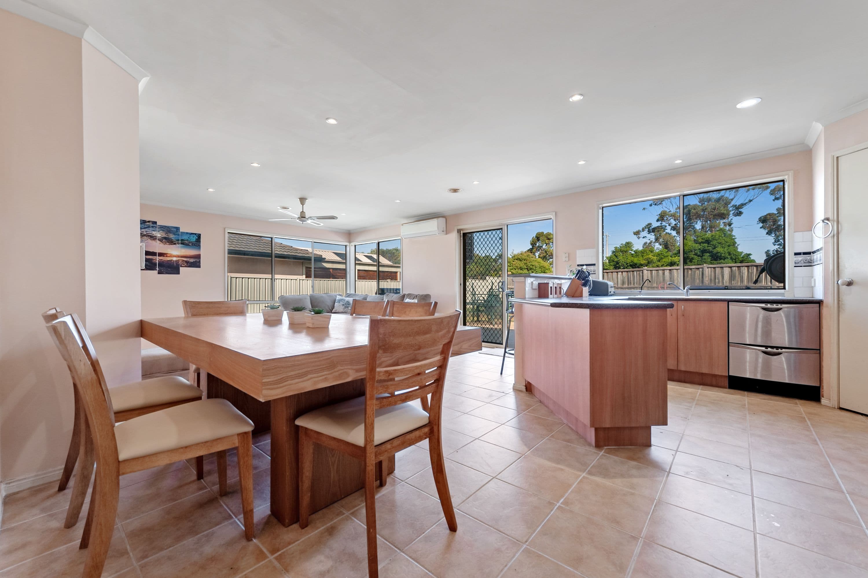 2 Ashby Lane, Caroline Springs VIC 3023, Caroline Springs - Thumbnail 7