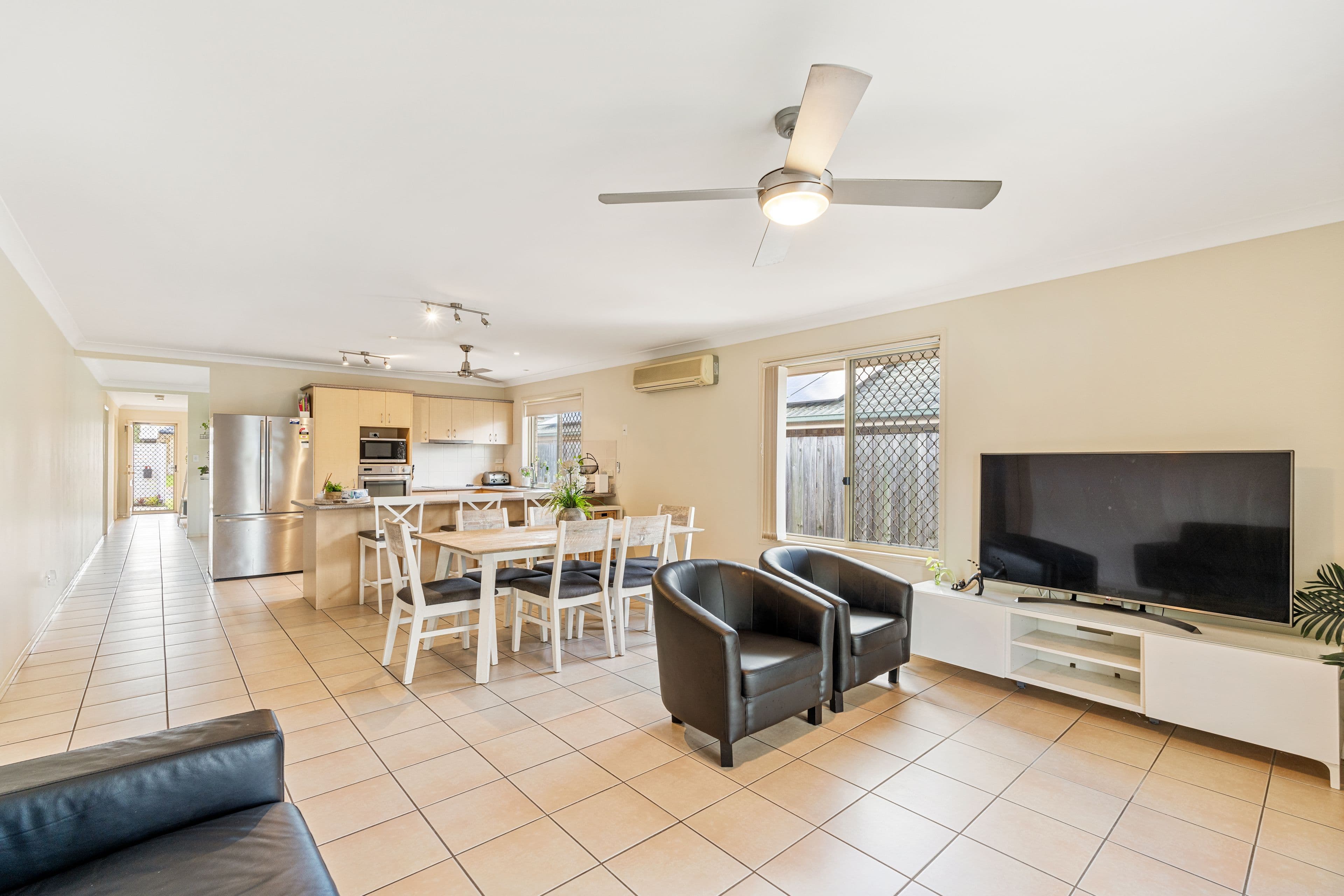 22 Heritage Circuit, Springfield Lakes QLD 4300, Springfield Lakes - Thumbnail 2