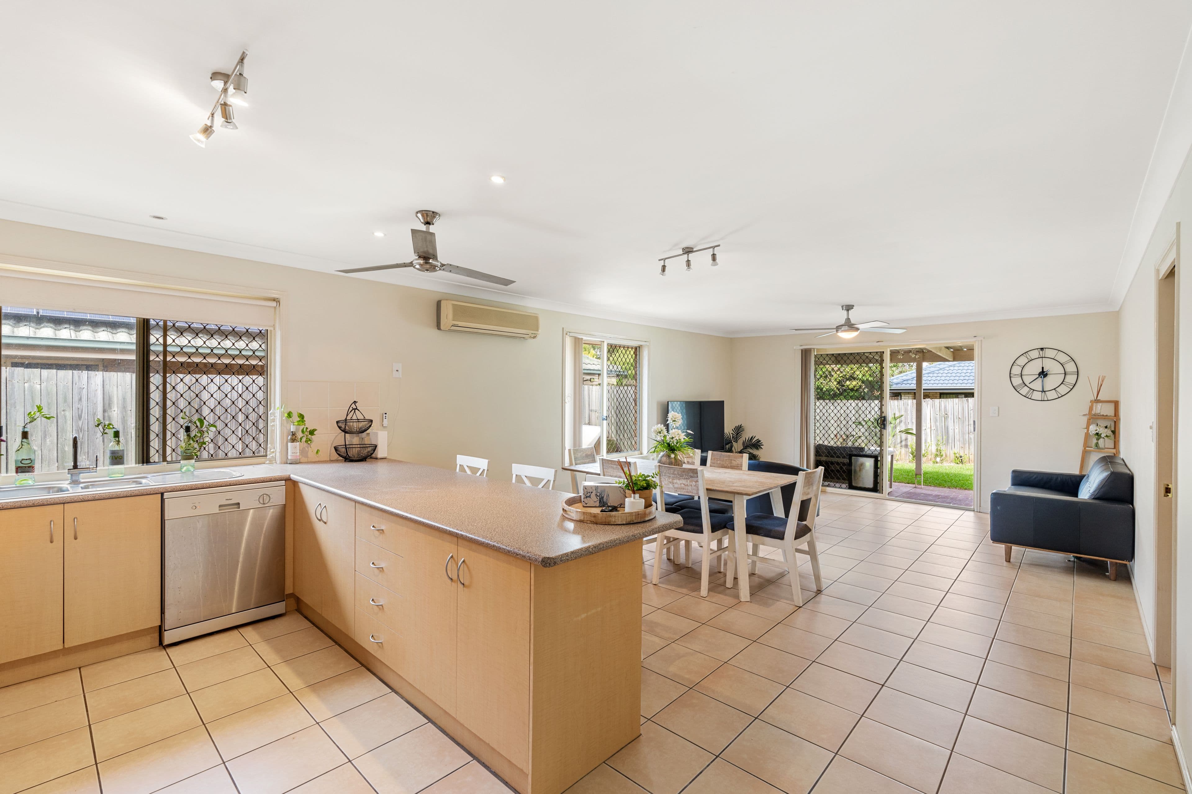 22 Heritage Circuit, Springfield Lakes QLD 4300, Springfield Lakes - Thumbnail 6