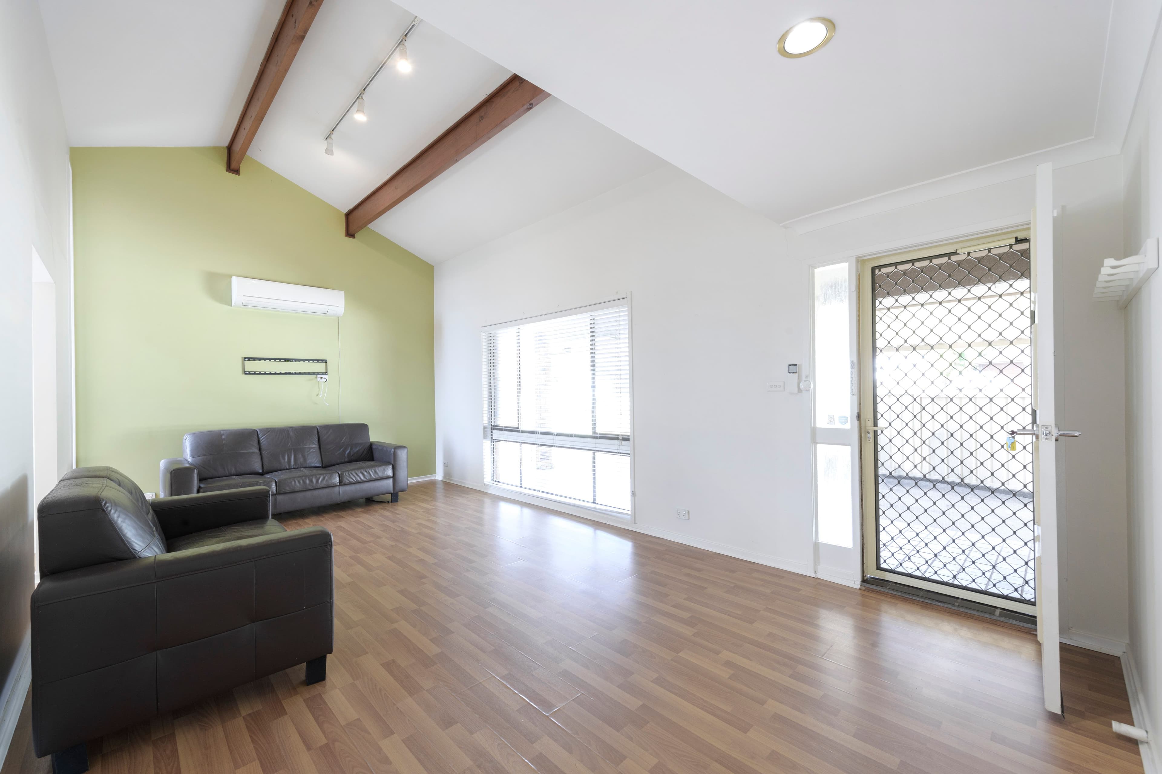 18 Carbora Close, Maryland NSW 2287, Maryland - Thumbnail 2