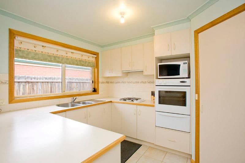 34  Lipson Drive, LARA VIC 3212, Lara - Thumbnail 3