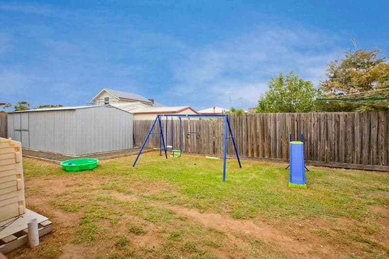34  Lipson Drive, LARA VIC 3212, Lara - Thumbnail 4
