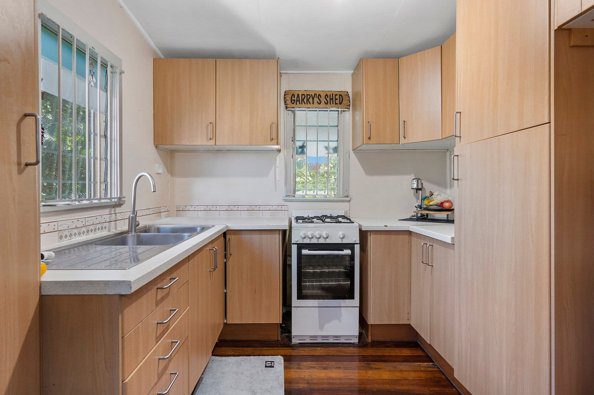 21 Charles Avenue, Logan Central QLD 4114, Logan Central - Thumbnail 5