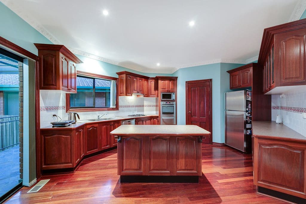 7 Lionheart Court, Epping VIC 3076, Epping - Thumbnail 2