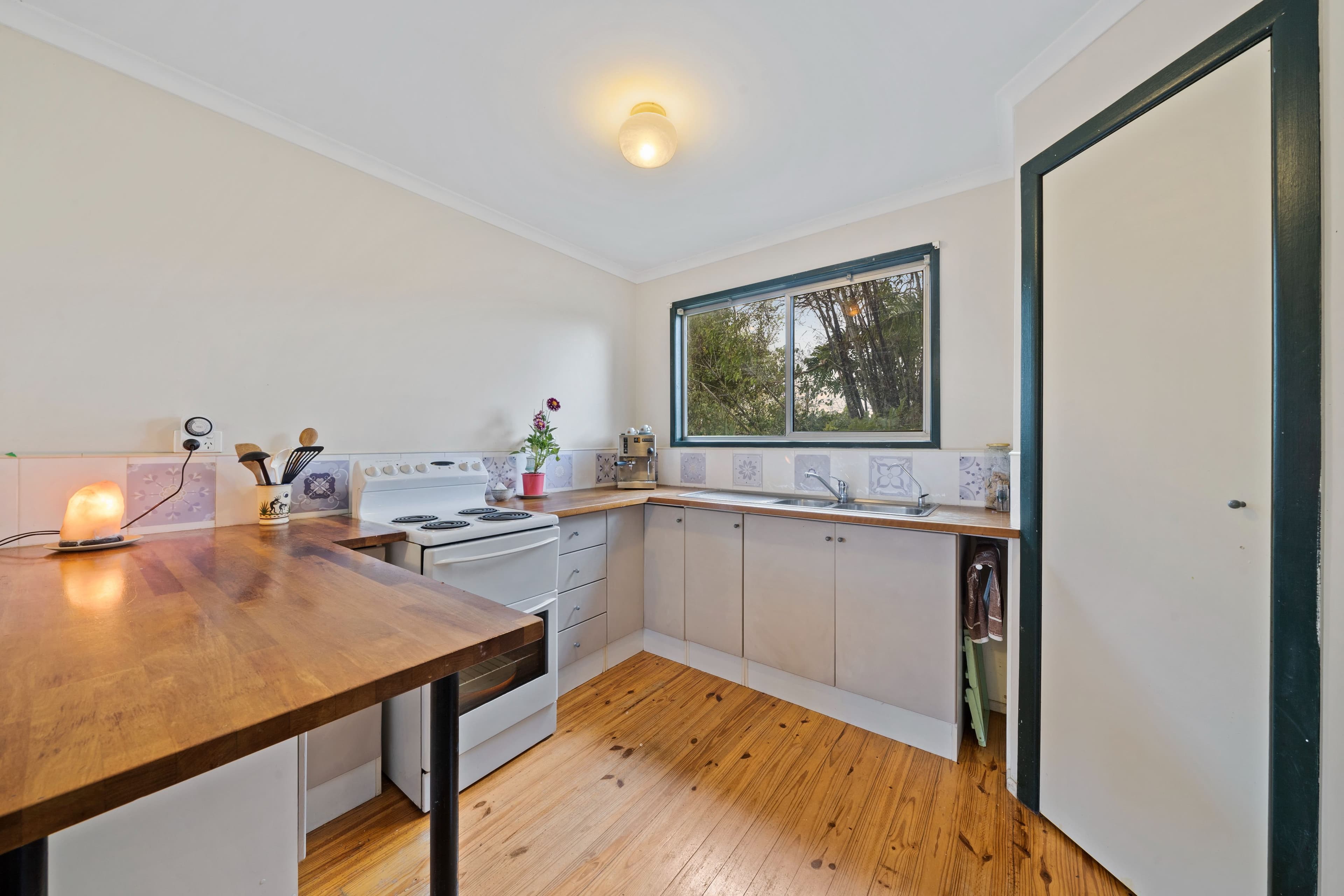 11 Walcha Court, Beenleigh QLD 4207, Beenleigh - Thumbnail 2