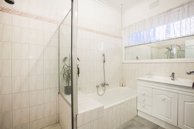 90 Lawley Street, Reservoir VIC 3073, Reservoir - Thumbnail 8