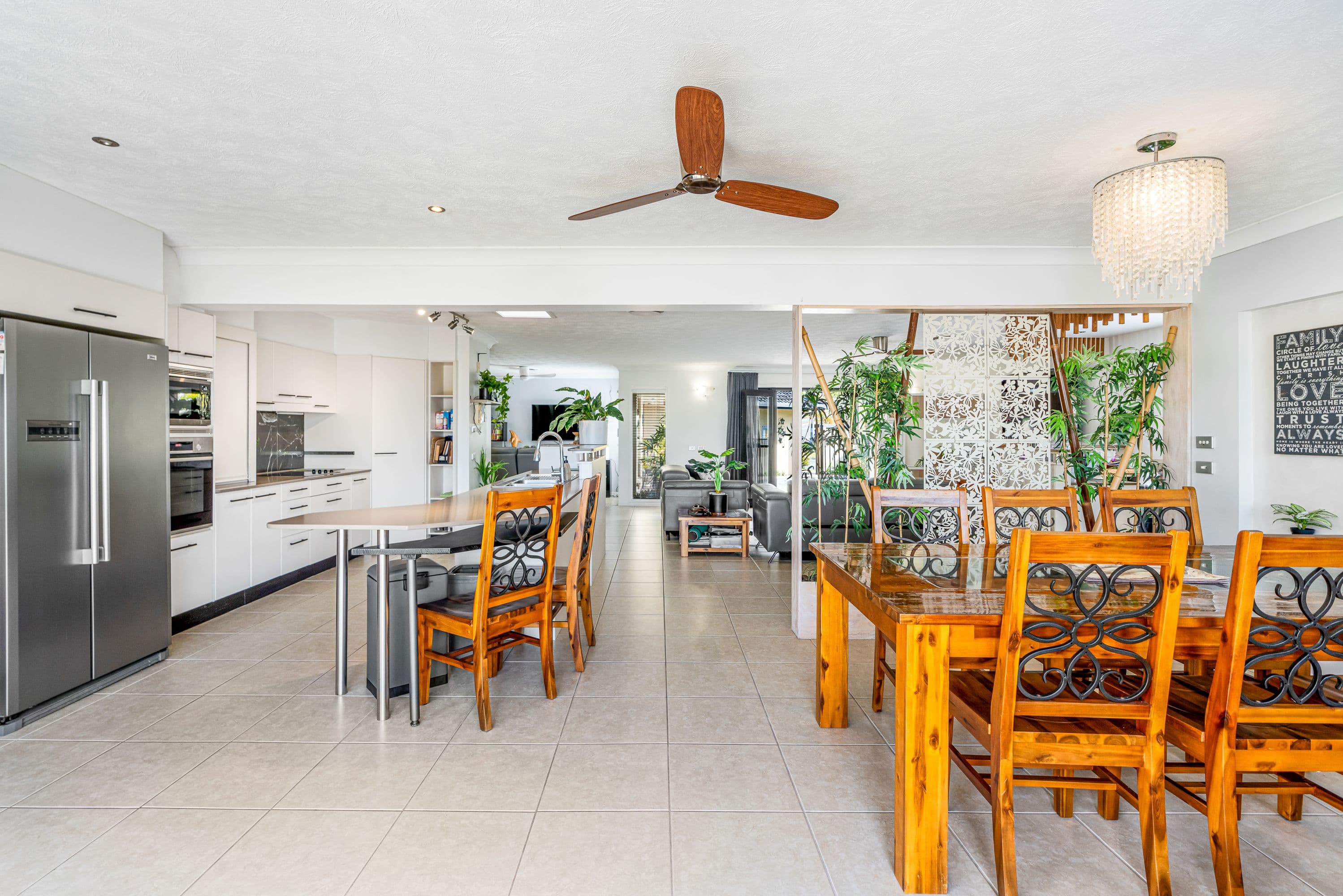 46 Dunkeith Avenue, Benowa QLD 4217, Benowa - Thumbnail 4