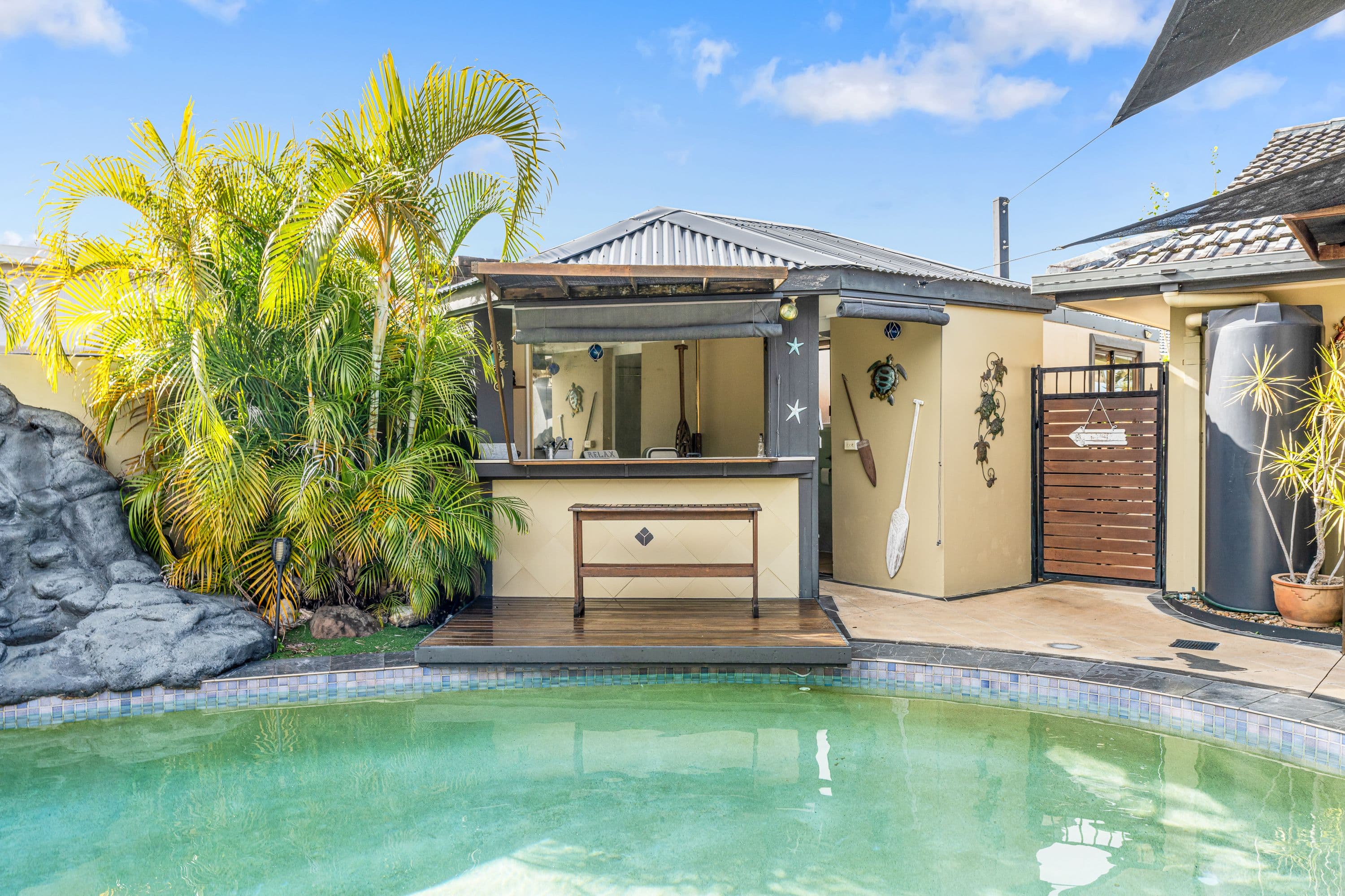 46 Dunkeith Avenue, Benowa QLD 4217, Benowa - Thumbnail 8