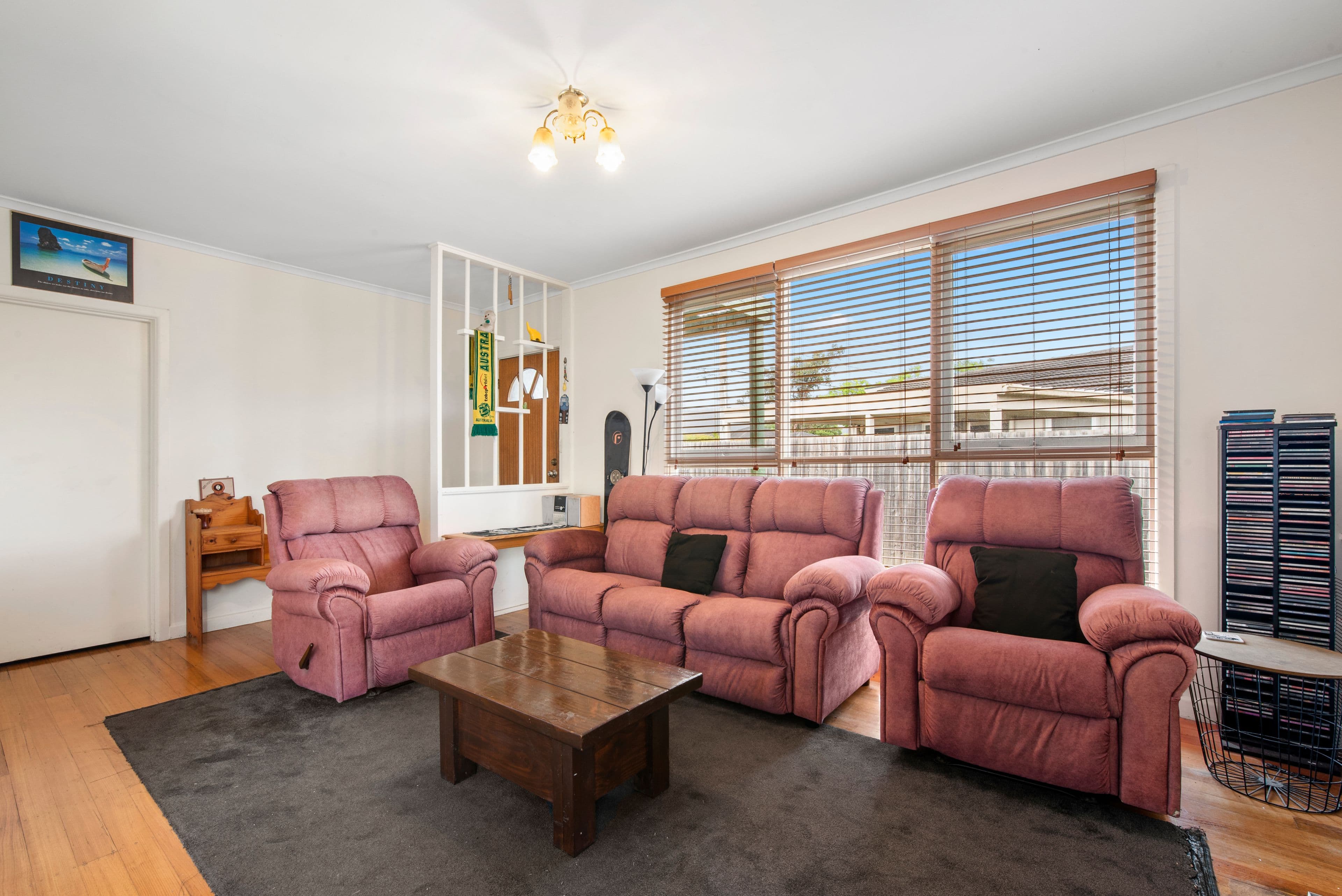 18 Holme Road, Ferntree Gully VIC 3156, Ferntree Gully - Thumbnail 2
