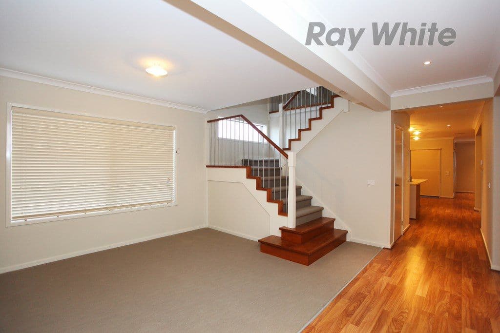 14 Pier Way, POINT COOK VIC 3030, Point Cook - Thumbnail 3