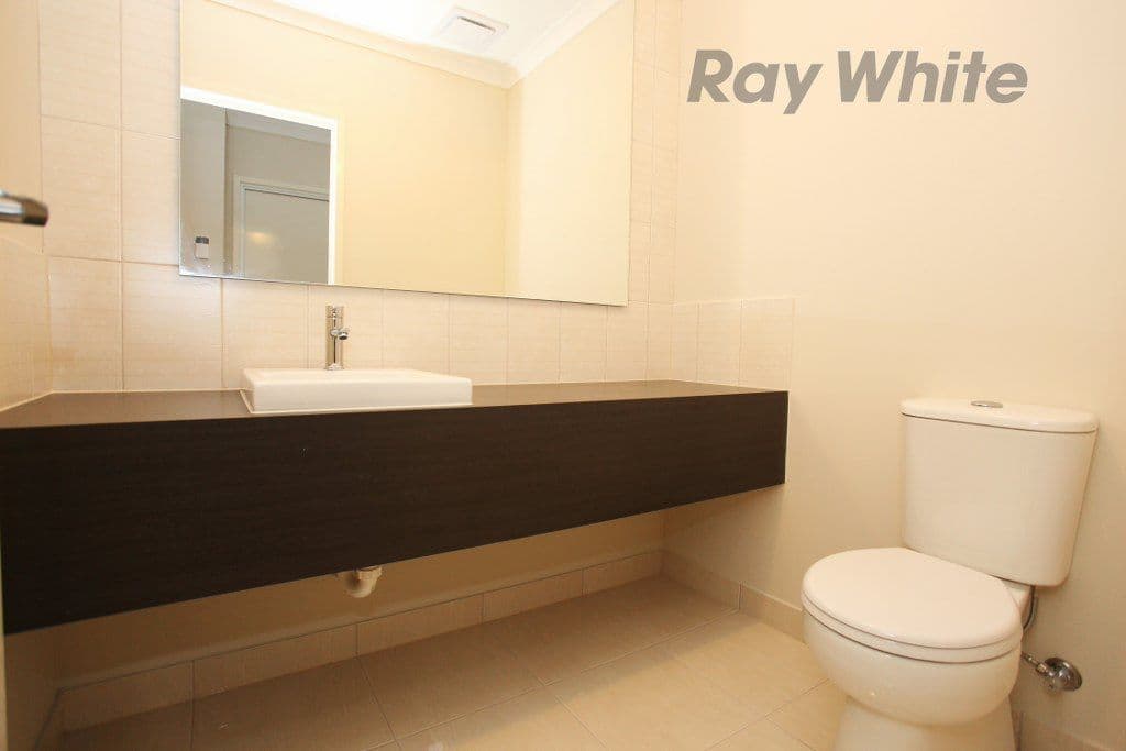 14 Pier Way, POINT COOK VIC 3030, Point Cook - Thumbnail 4