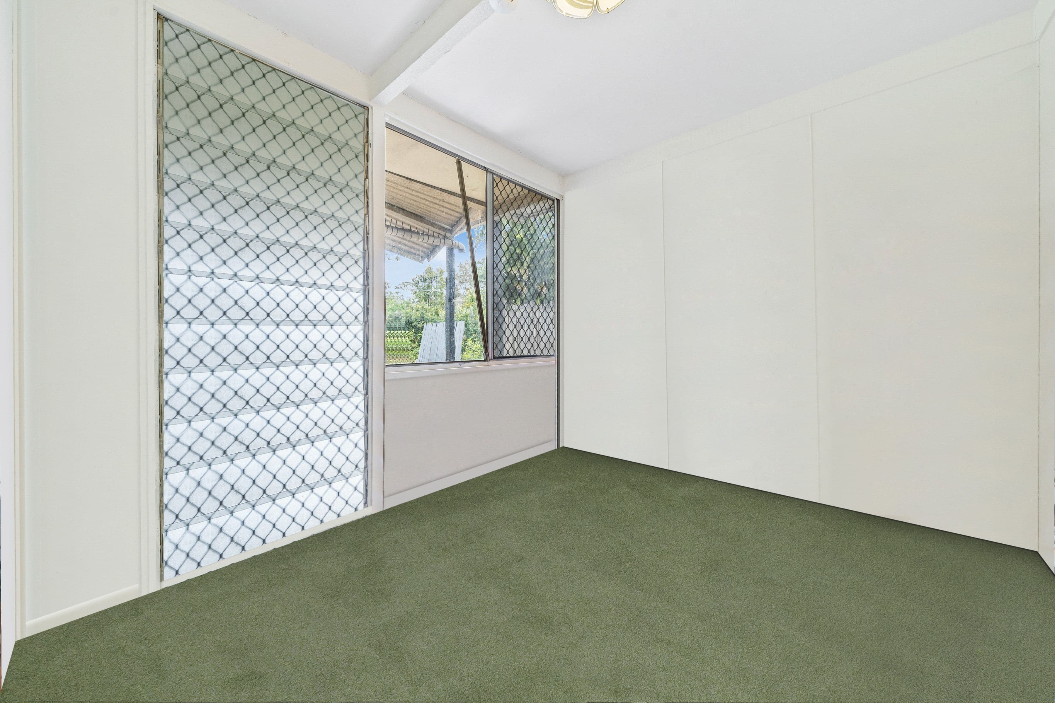 21 Karabil Street, Kingston QLD 4114, Kingston - Thumbnail 7
