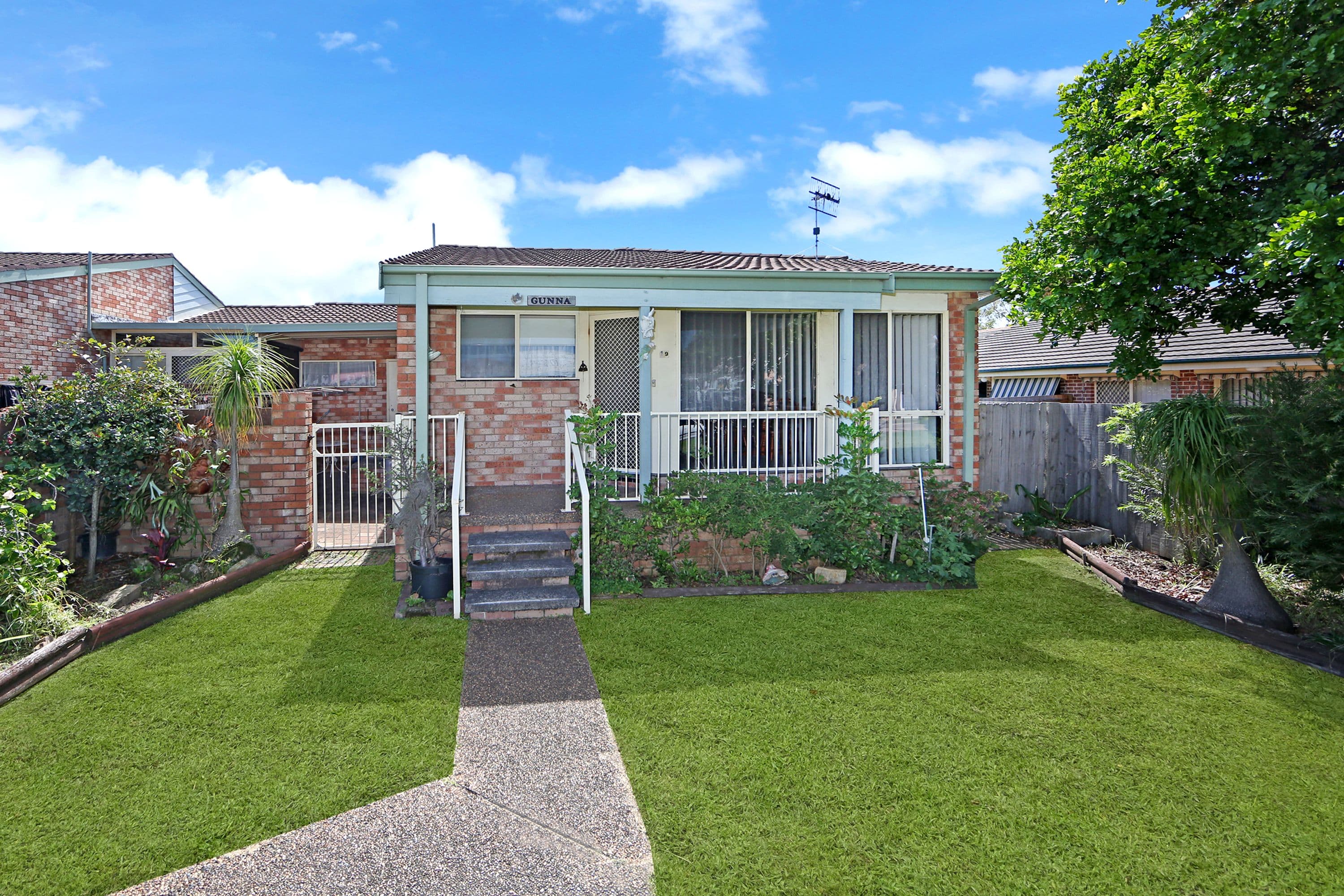 19 Gilbert Avenue, Gorokan NSW 2263, Gorokan - Thumbnail 2