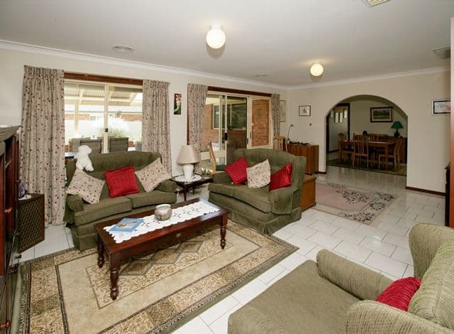 4 Shiralee Place, Estella NSW 2650, Estella - Thumbnail 5