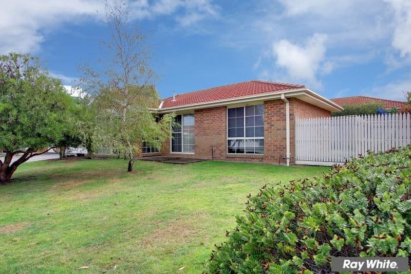 7 Cranswick Court, MORNINGTON VIC 3931, Mornington - Thumbnail 2