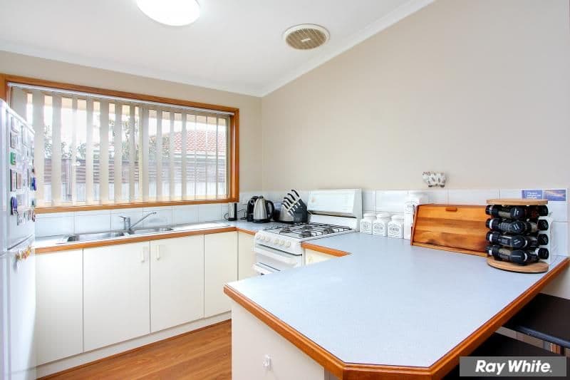 7 Cranswick Court, MORNINGTON VIC 3931, Mornington - Thumbnail 6