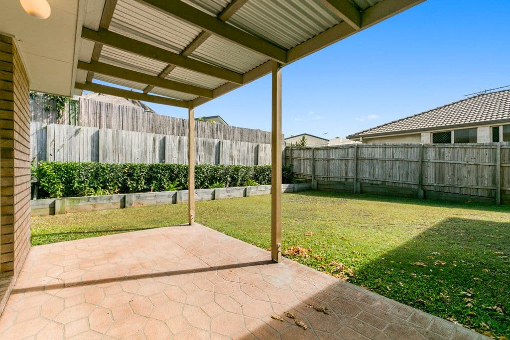 11 Anchor Place, Redland Bay QLD 4165, Redland Bay - Thumbnail 2