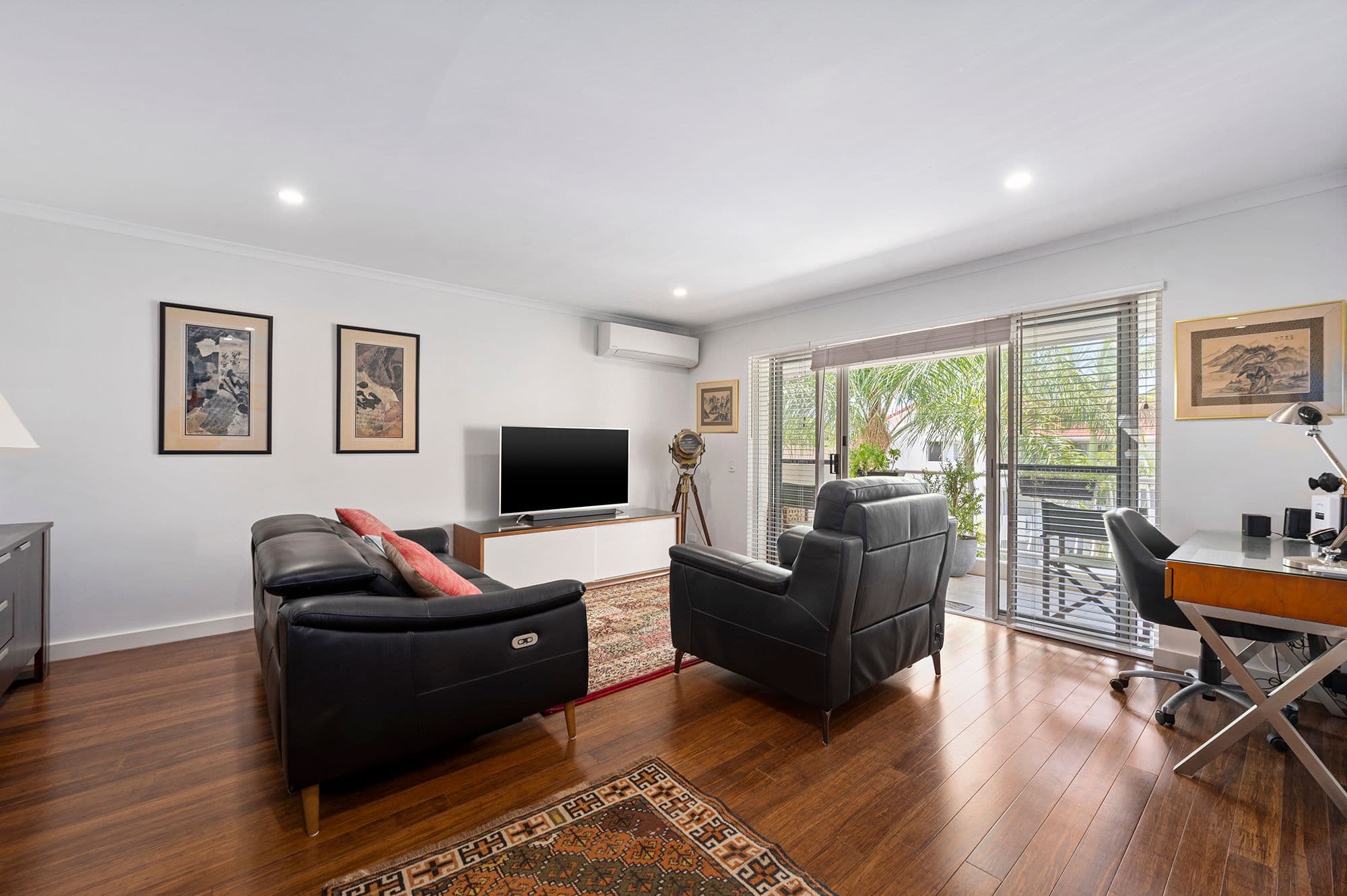 17 Genoa Street, Surfers Paradise QLD 4217, Surfers Paradise - Image 1