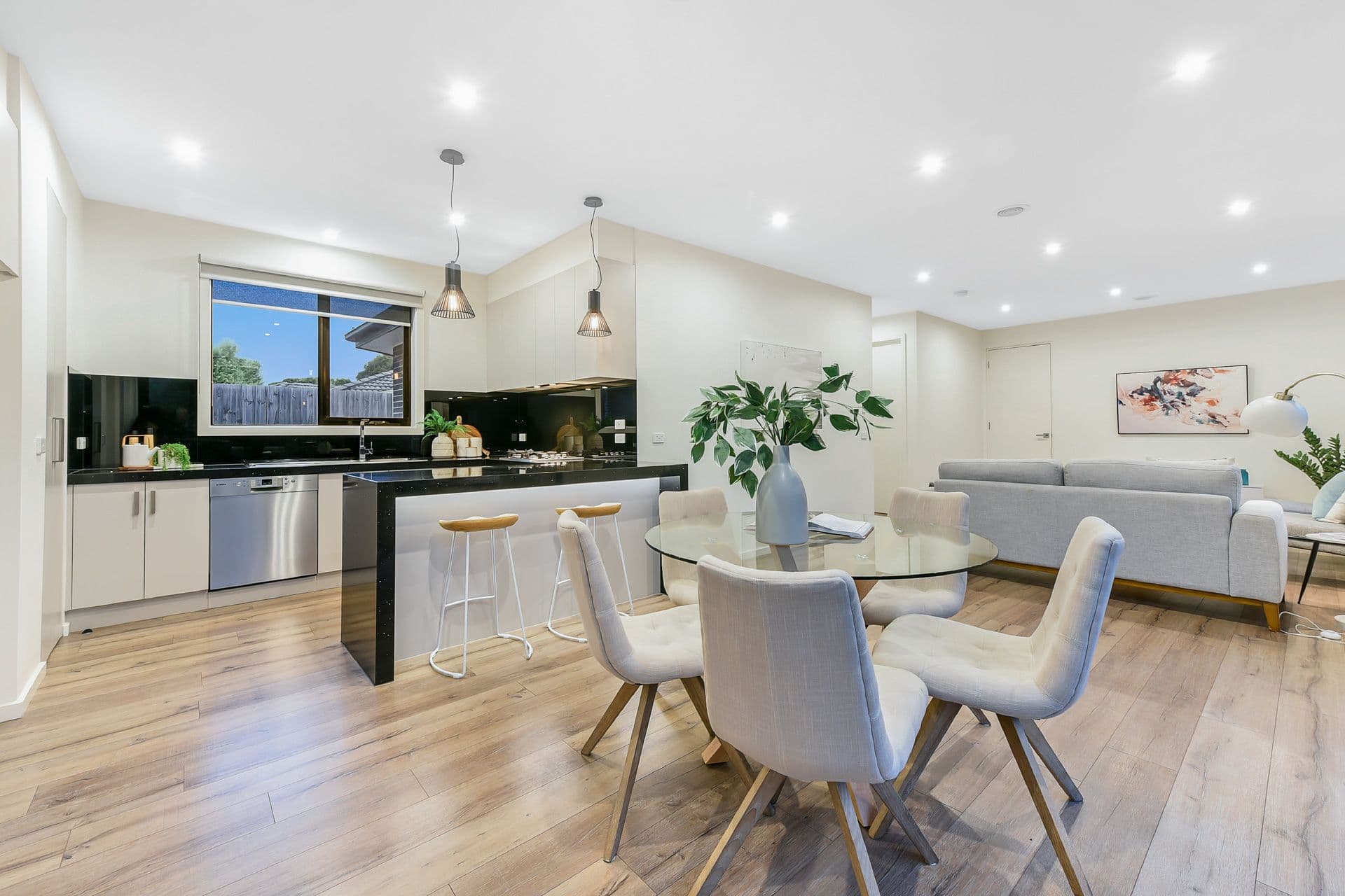 14 Anne Road, Knoxfield VIC 3180, Knoxfield - Thumbnail 4